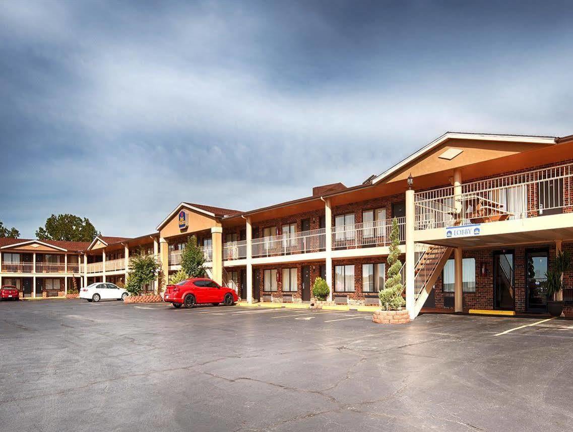 Best Western Montis Inn Saint Robert Ngoại thất bức ảnh