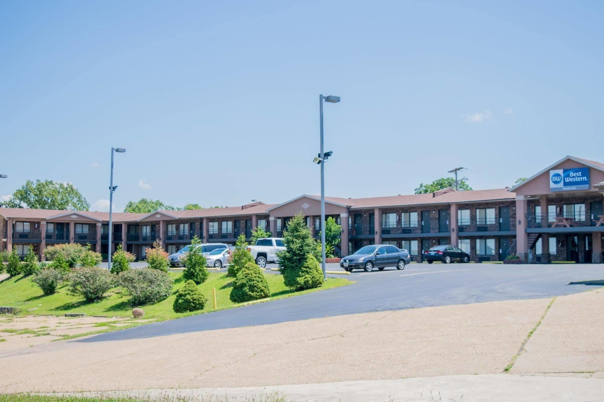 Best Western Montis Inn Saint Robert Ngoại thất bức ảnh